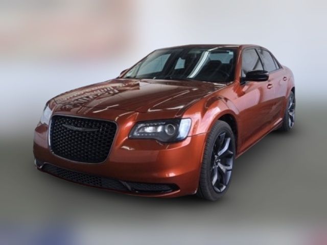 2020 Chrysler 300 Touring