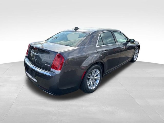 2020 Chrysler 300 Touring