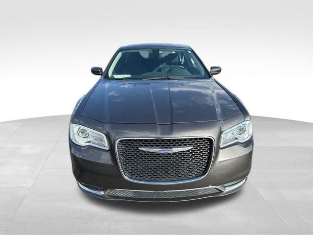 2020 Chrysler 300 Touring