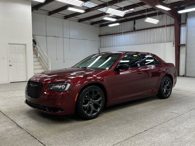 2020 Chrysler 300 Touring