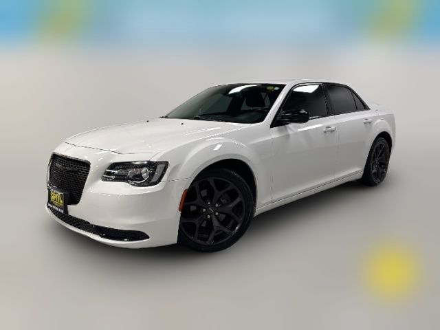 2020 Chrysler 300 Touring