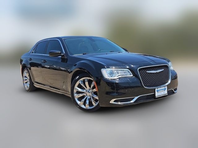 2020 Chrysler 300 Touring L