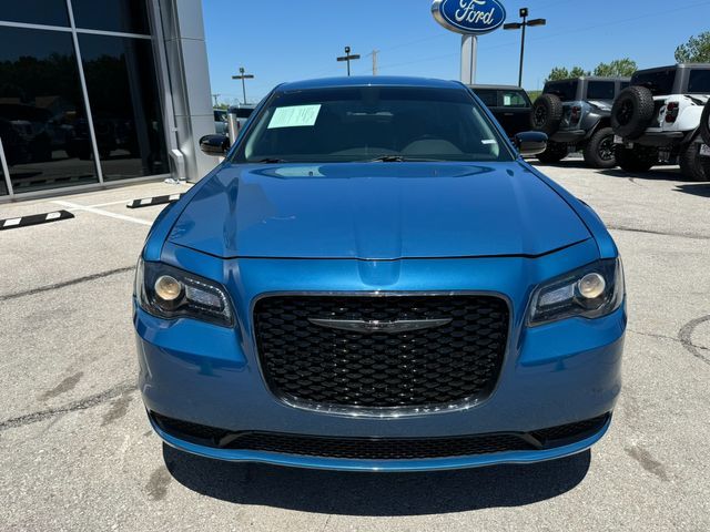 2020 Chrysler 300 Touring