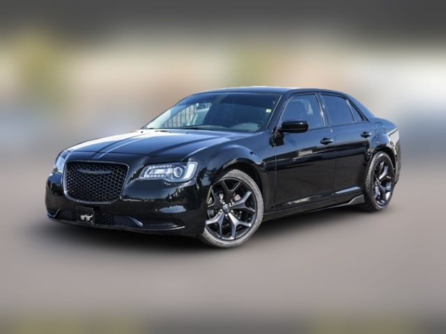 2020 Chrysler 300 Touring