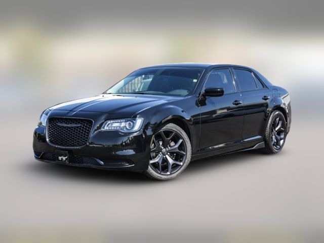 2020 Chrysler 300 Touring