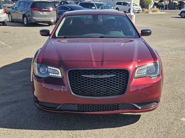 2020 Chrysler 300 Touring