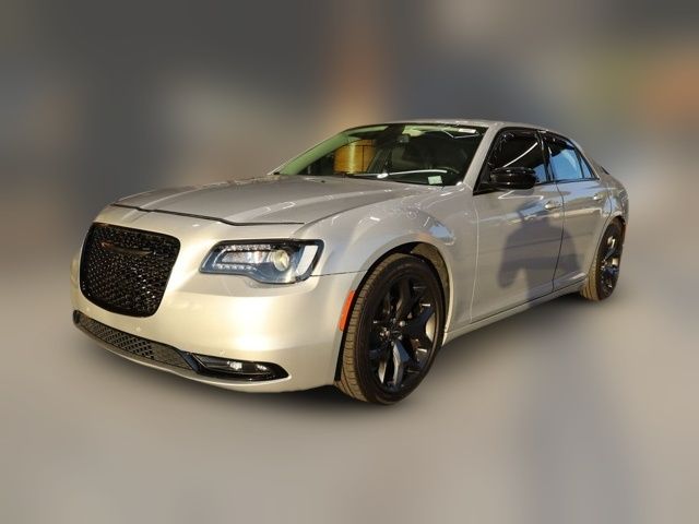 2020 Chrysler 300 Touring