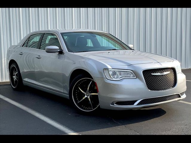 2020 Chrysler 300 Touring