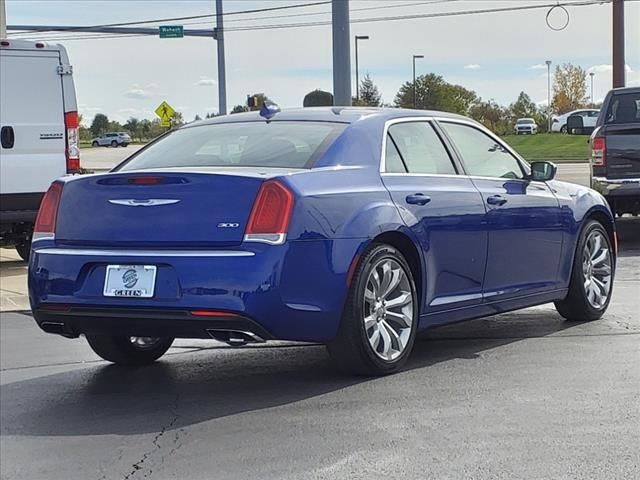 2020 Chrysler 300 Touring