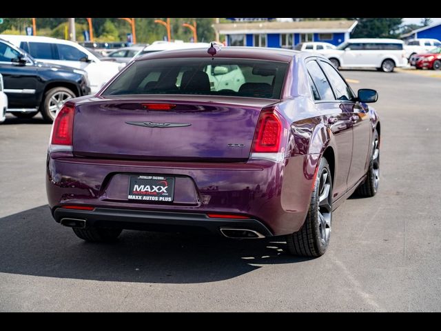 2020 Chrysler 300 Touring