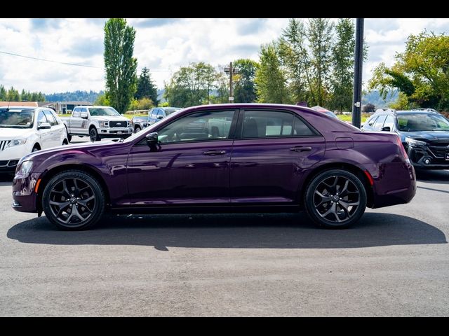 2020 Chrysler 300 Touring