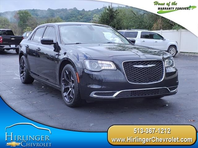 2020 Chrysler 300 Touring