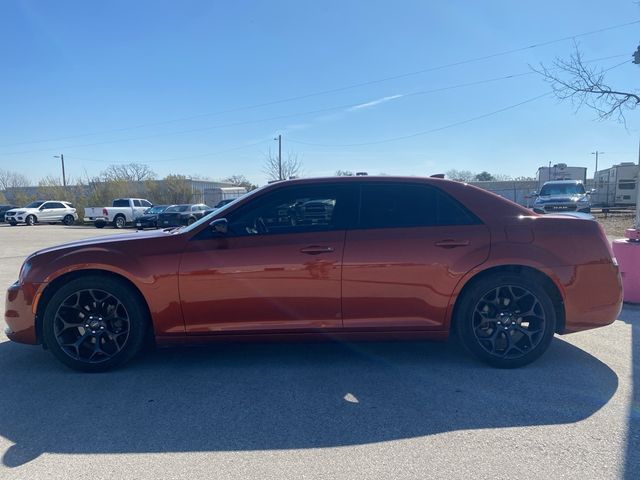 2020 Chrysler 300 Touring