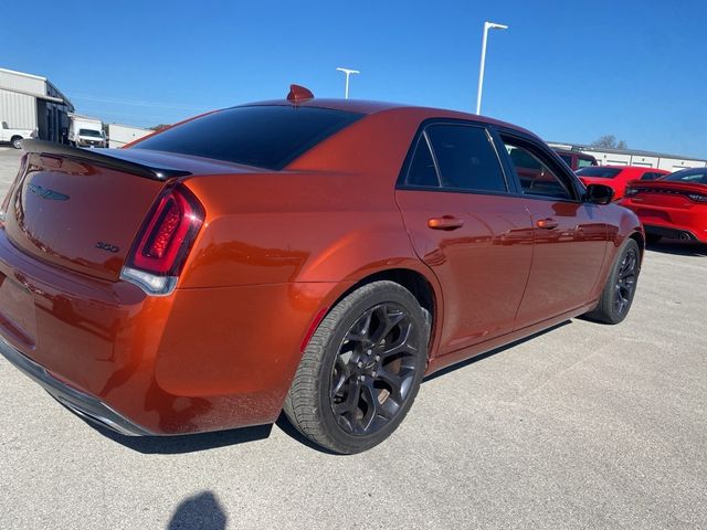 2020 Chrysler 300 Touring