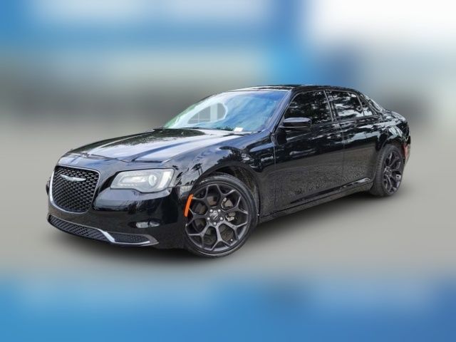 2020 Chrysler 300 Touring