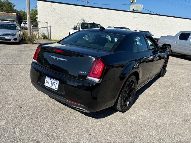 2020 Chrysler 300 Touring