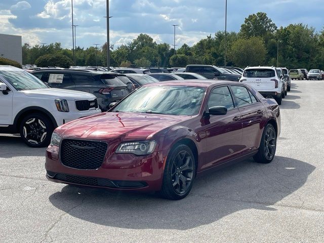 2020 Chrysler 300 Touring