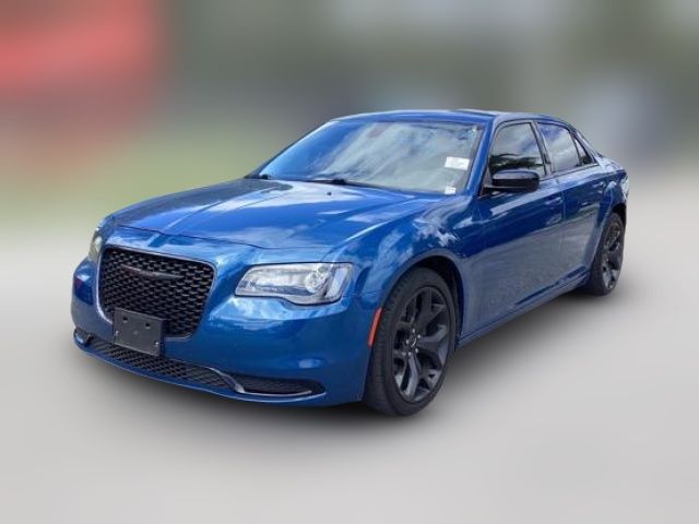 2020 Chrysler 300 Touring