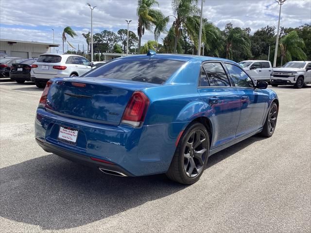 2020 Chrysler 300 Touring