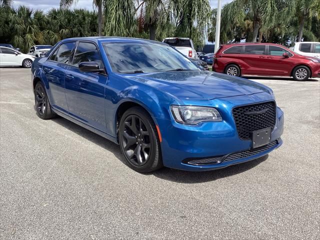 2020 Chrysler 300 Touring