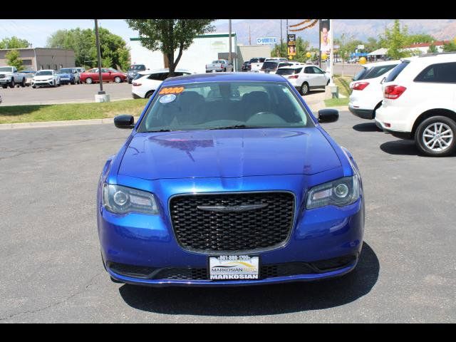 2020 Chrysler 300 Touring