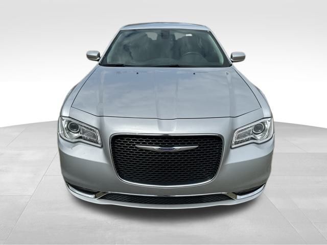 2020 Chrysler 300 Touring