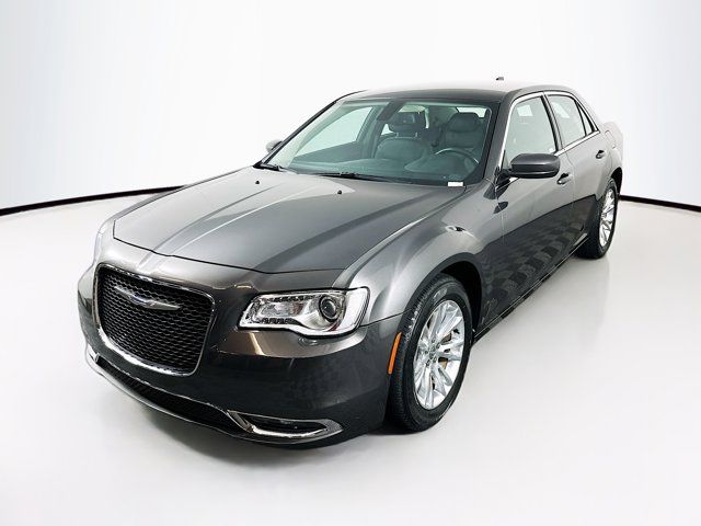 2020 Chrysler 300 Touring