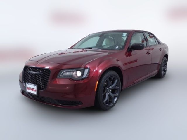 2020 Chrysler 300 Touring