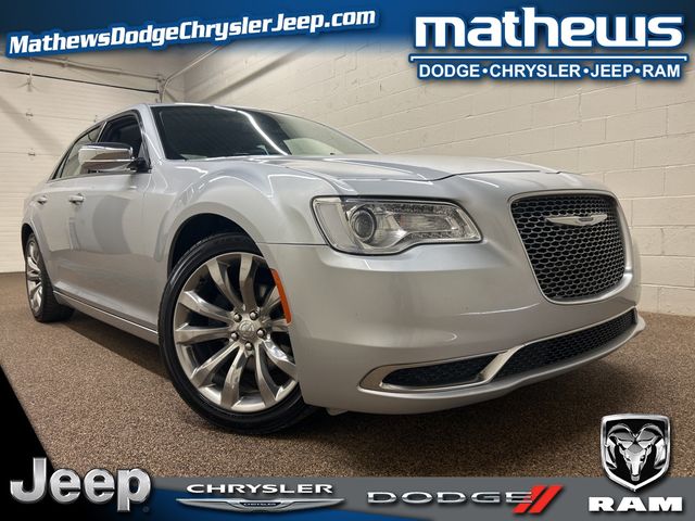 2020 Chrysler 300 Touring