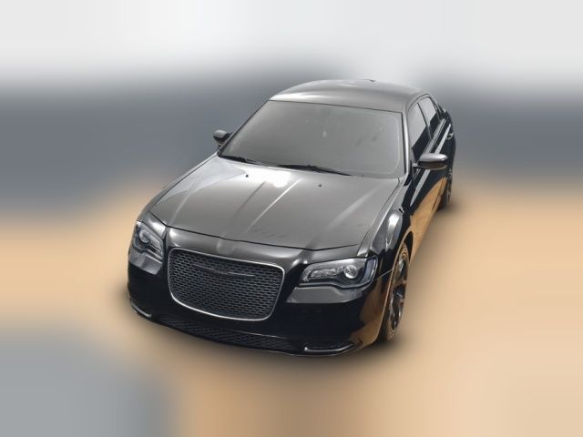 2020 Chrysler 300 Touring