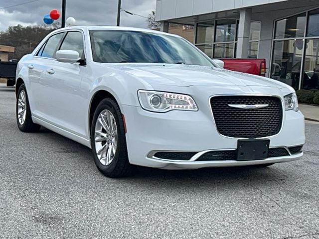 2020 Chrysler 300 Touring L