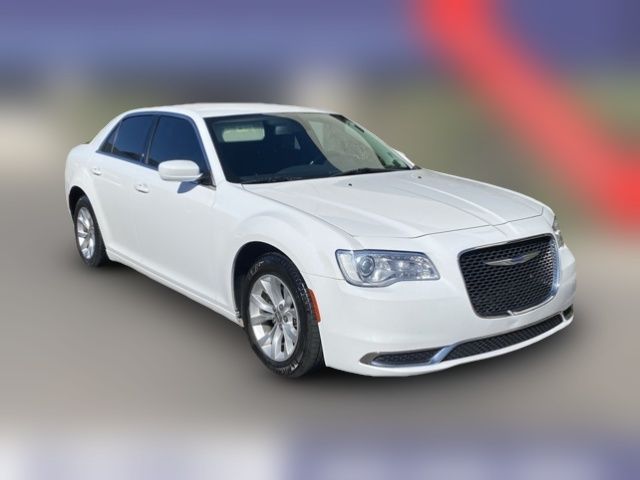 2020 Chrysler 300 Touring