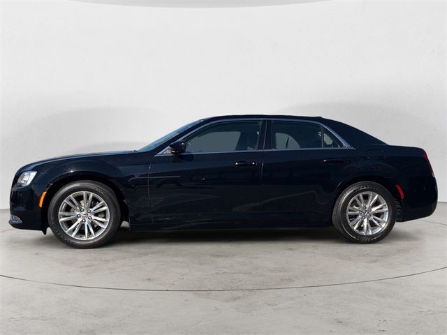 2020 Chrysler 300 Touring