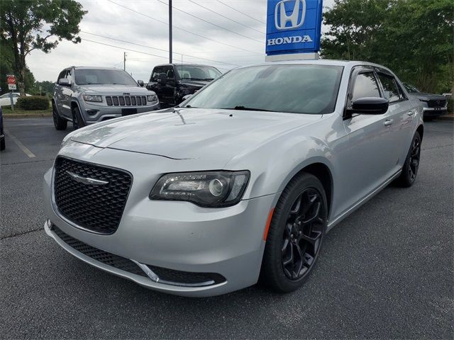 2020 Chrysler 300 Touring