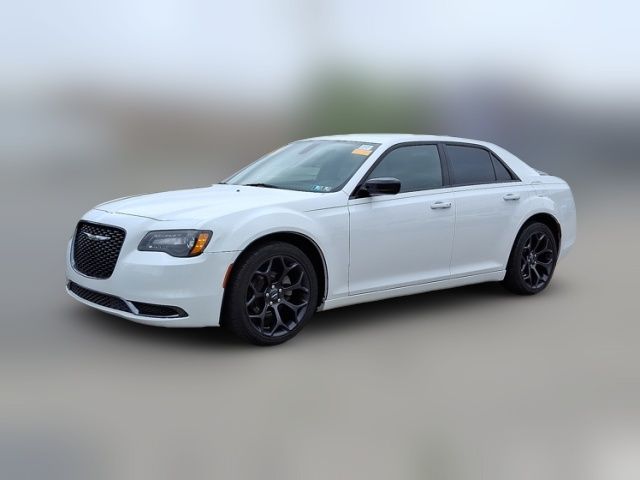 2020 Chrysler 300 Touring