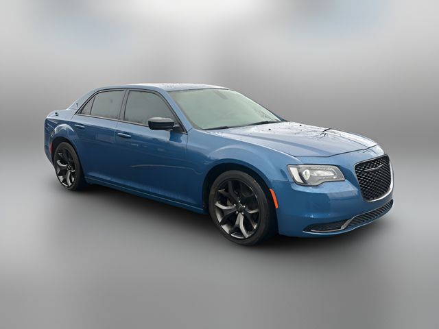 2020 Chrysler 300 Touring