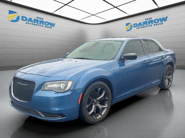 2020 Chrysler 300 Touring