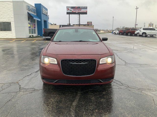 2020 Chrysler 300 Touring