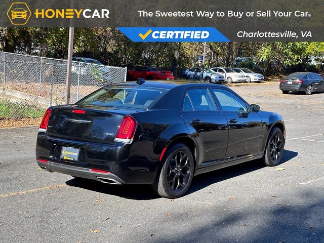 2020 Chrysler 300 Touring