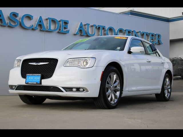 2020 Chrysler 300 Touring L