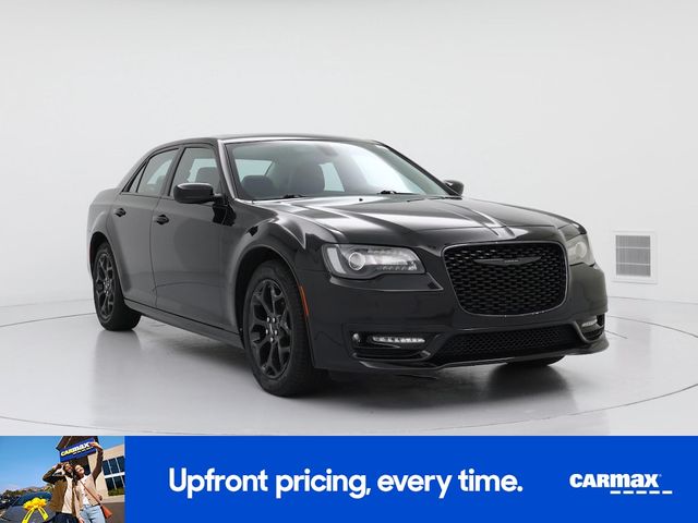 2020 Chrysler 300 Touring L