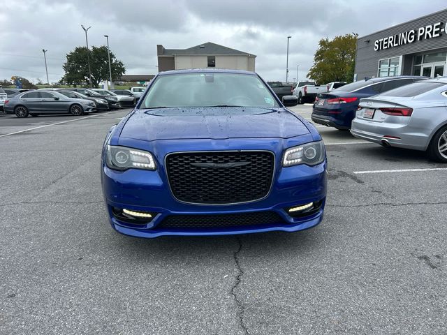 2020 Chrysler 300 Touring L