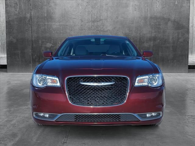 2020 Chrysler 300 Touring L