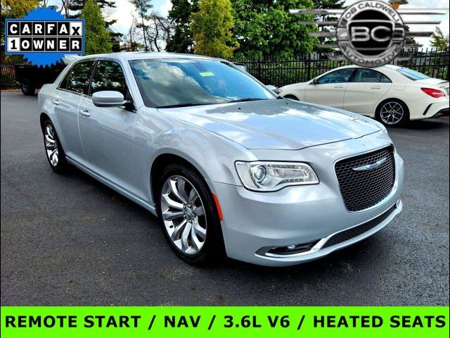 2020 Chrysler 300 Touring L