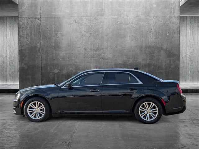 2020 Chrysler 300 Touring L