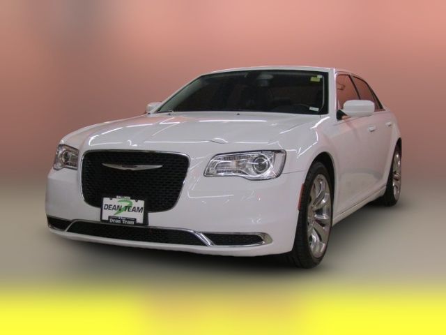 2020 Chrysler 300 Touring L