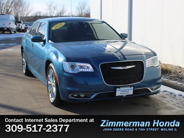 2020 Chrysler 300 Touring L