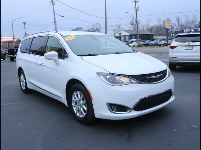 2020 Chrysler Pacifica Touring-L