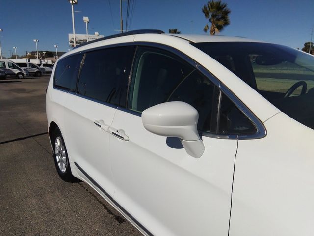 2020 Chrysler Pacifica Touring-L