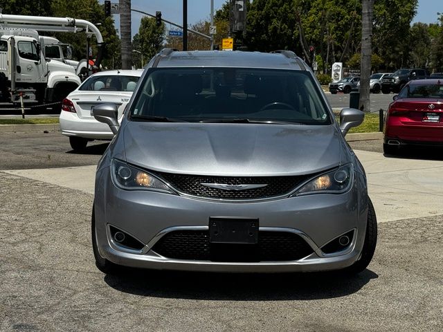 2020 Chrysler Pacifica Touring-L